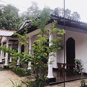 Pidurangala Habitación en casa particular